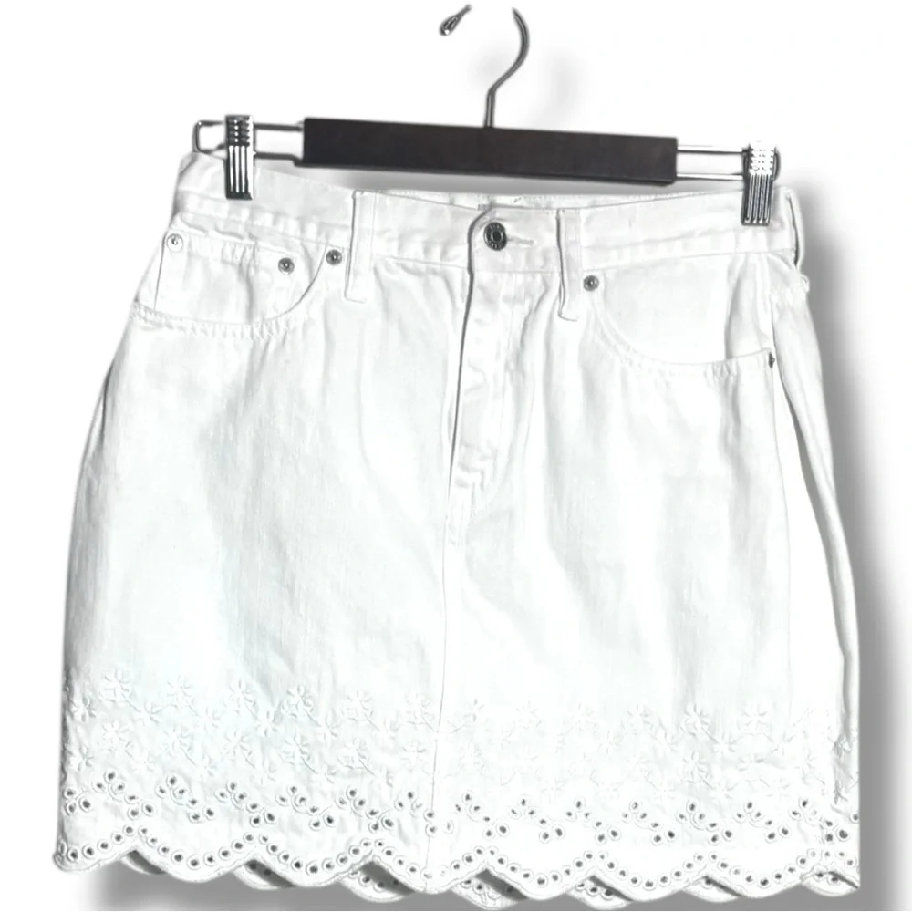 J. Crew White Denim Eyelet Hemline Detail Classic Preppy Feminine Mini Skirt - Picture 12 of 16